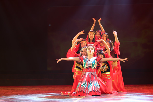 一品探花
2016年“My Heart Goes with You” 迎新晚会圆满落幕