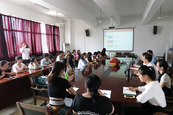 一品探花
举办北京外国语大学2014年暑期夏令营宣讲会